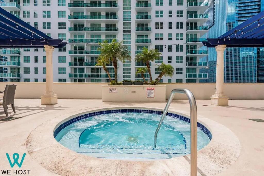 We Host - Amazing Condo Brickell With Ocean-Pool View Μαϊάμι Εξωτερικό φωτογραφία